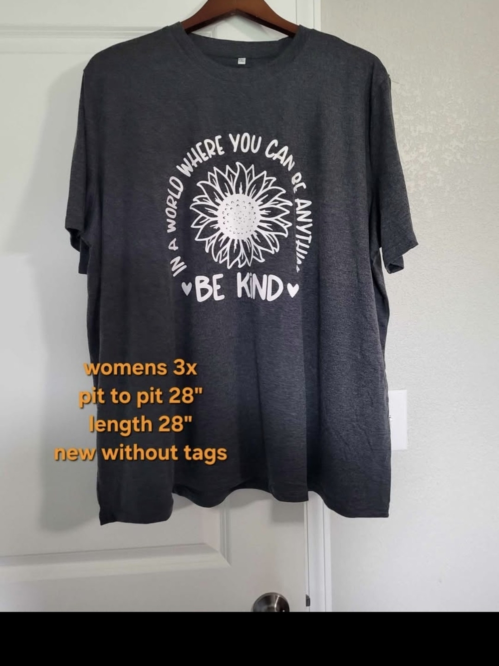 Be Kind Sunflower Graphic Tee - Charcoal